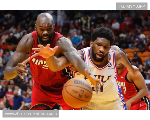 巴特勒低位强打制造机会，热火攻势不减